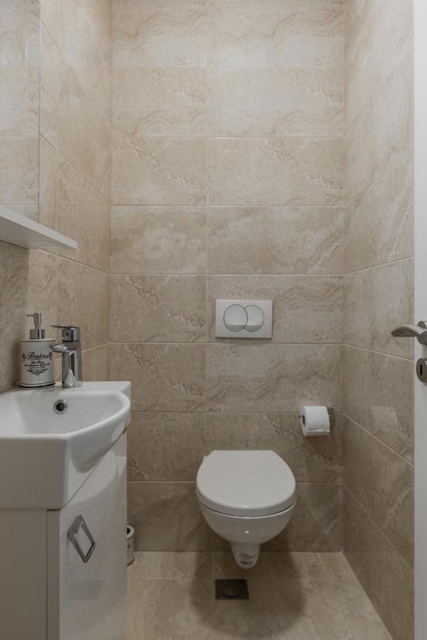 Bleri Apartment, 2 Bedroom, Free Parking Pristina Exterior foto